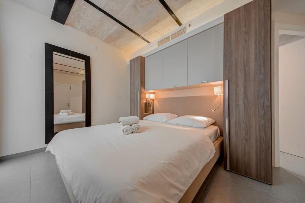 Vallettastay - Orangerie Two Bedroom Apartment 301 ภายนอก รูปภาพ