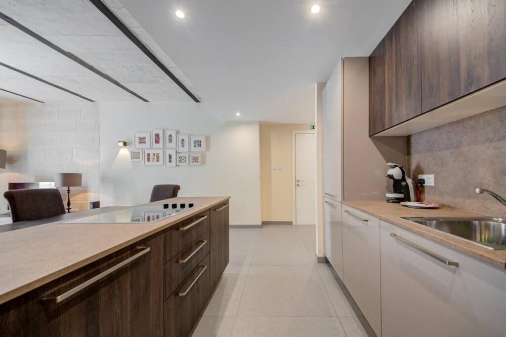 Vallettastay - Orangerie Two Bedroom Apartment 301 ภายนอก รูปภาพ