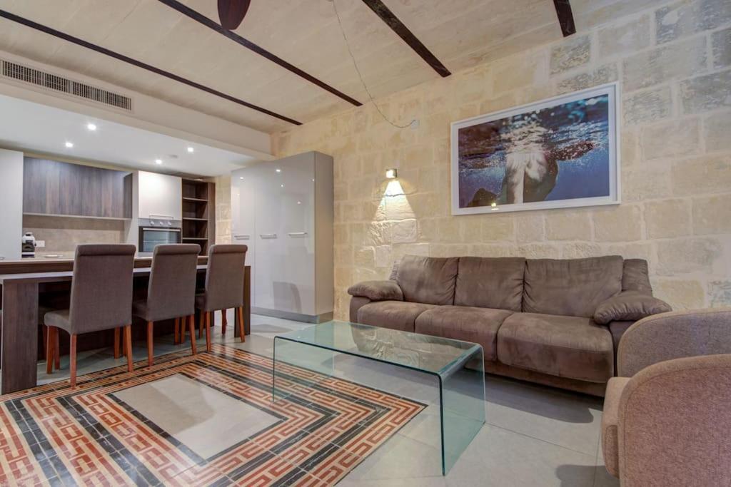 Vallettastay - Orangerie Two Bedroom Apartment 301 ภายนอก รูปภาพ